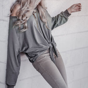 Oversized Knotted Sweatshirt